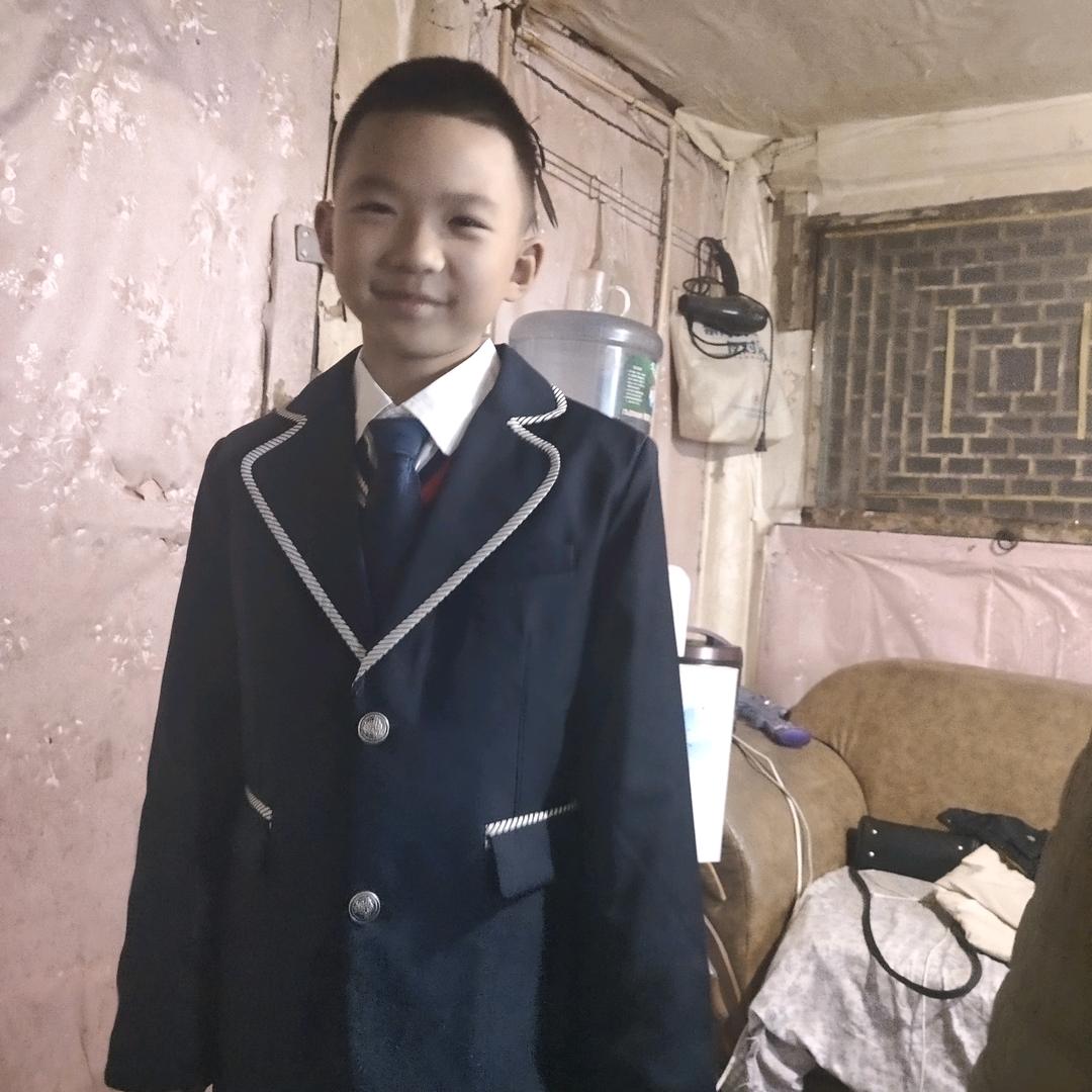 有一个开心果的生活