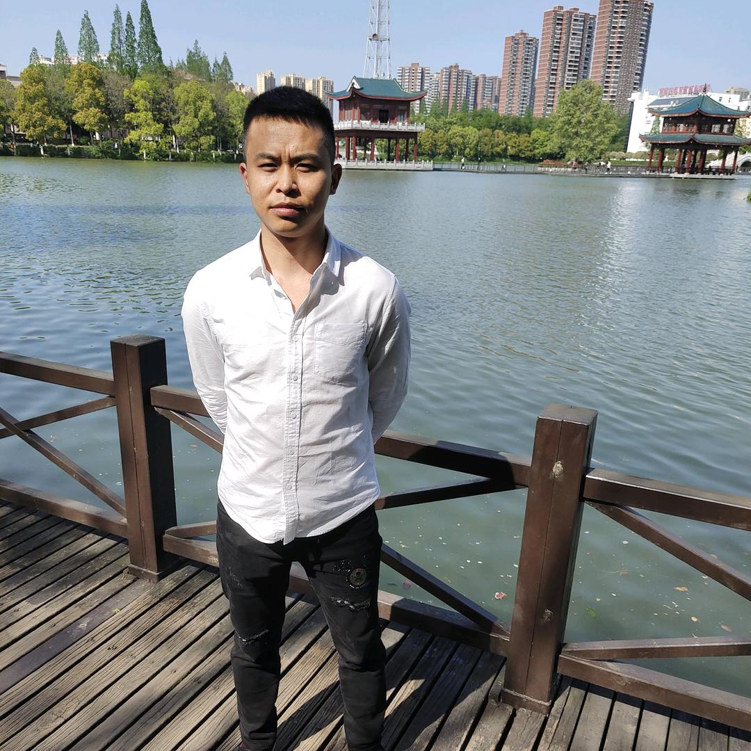 《李》寻欢
