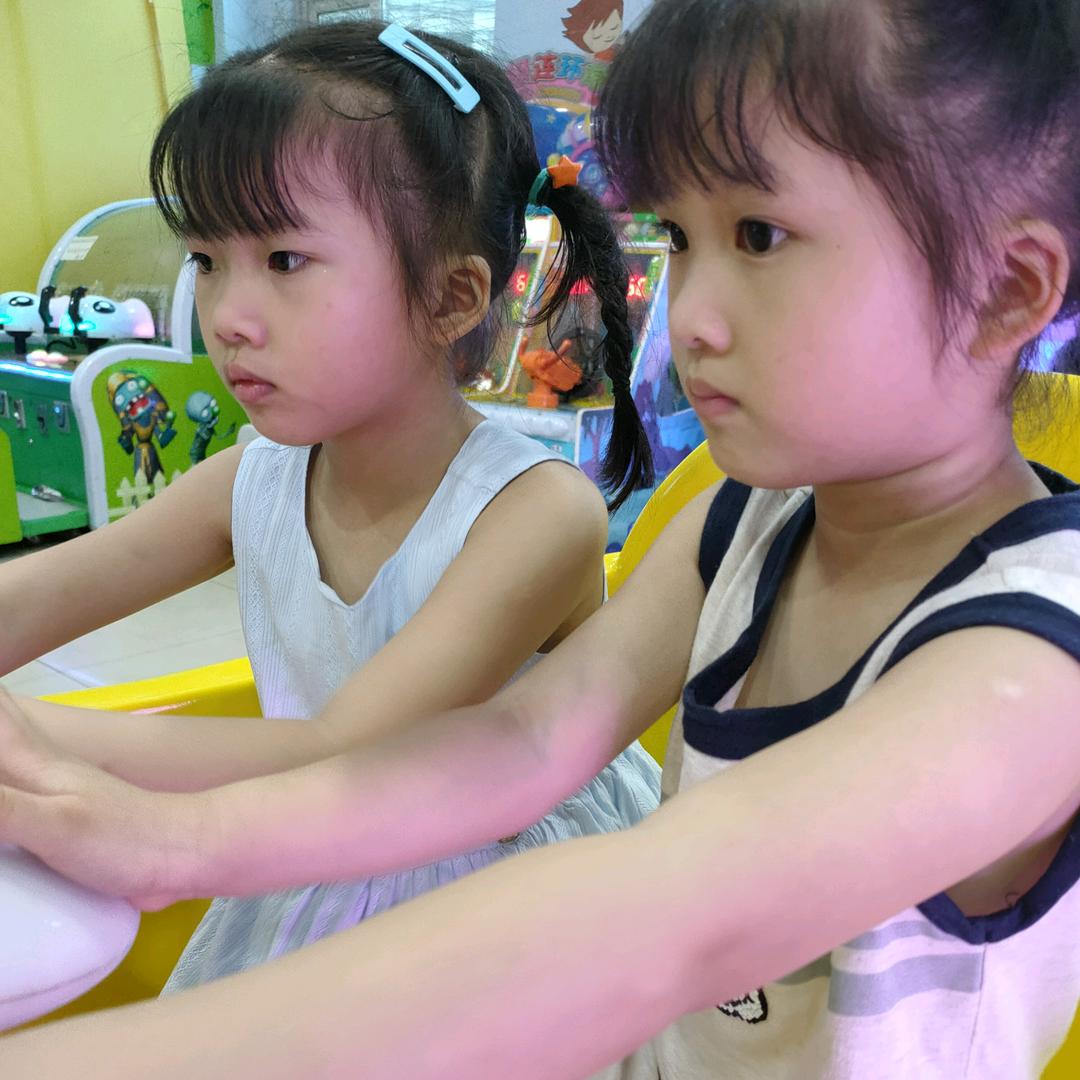 😘见证你们的成长👧👧👼👼