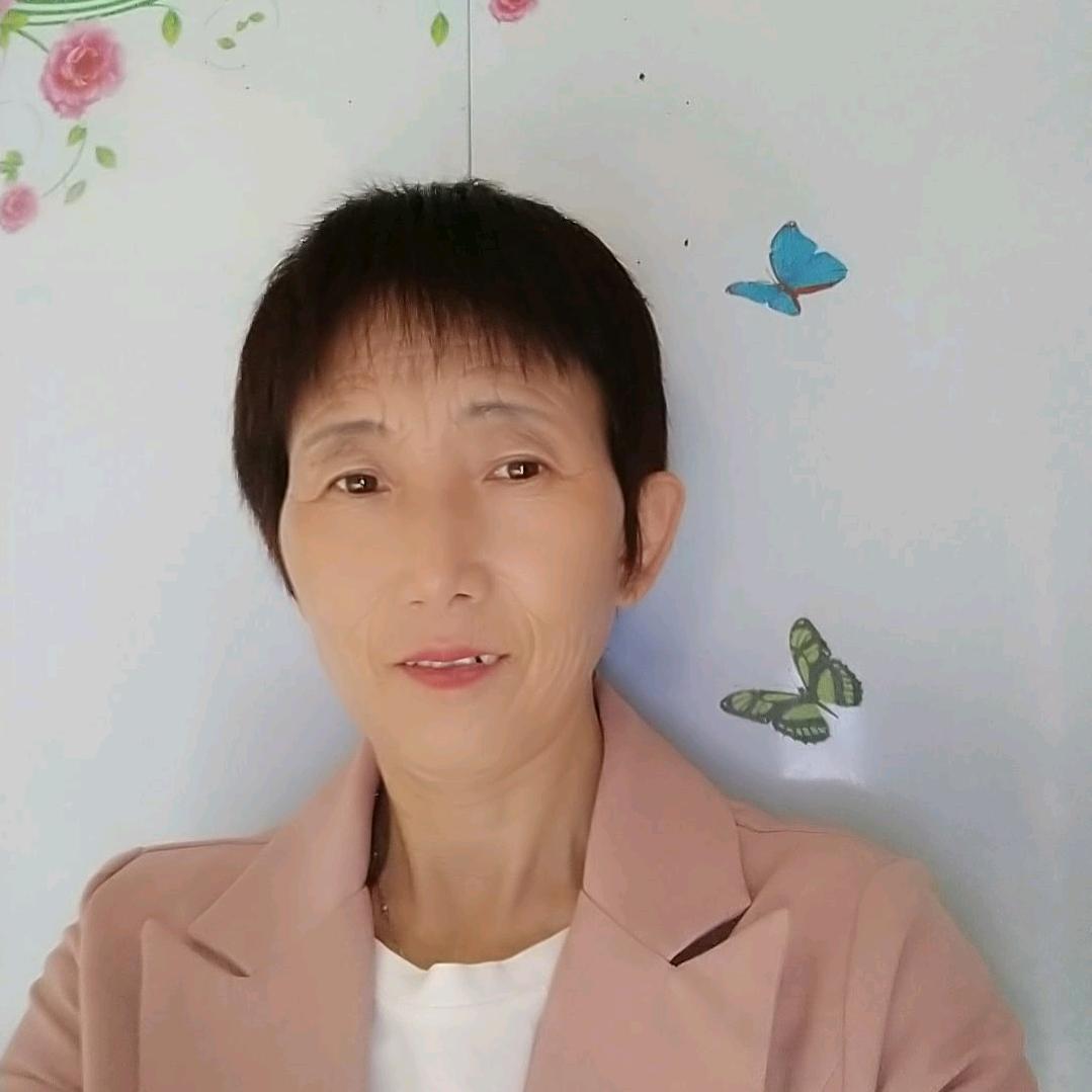 踏雪寻梅