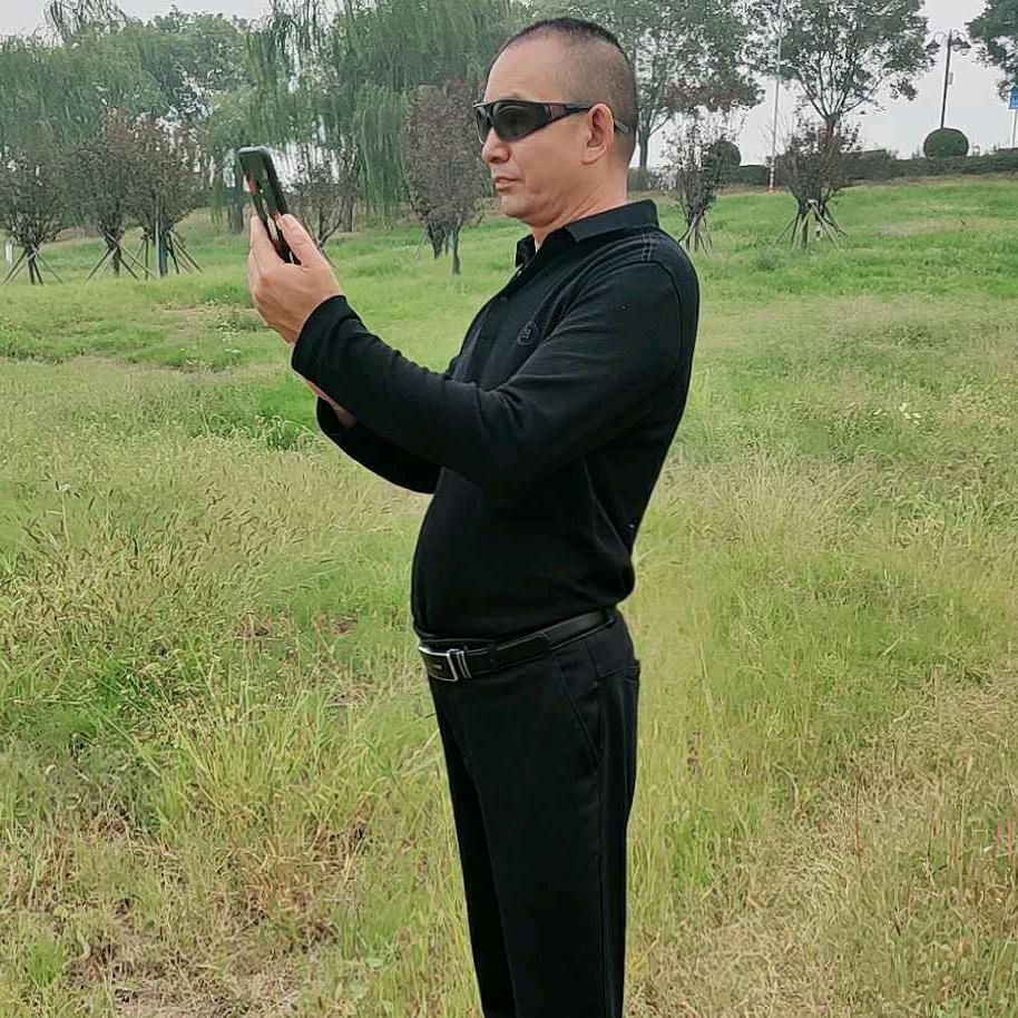 巩义浩翔牛哥