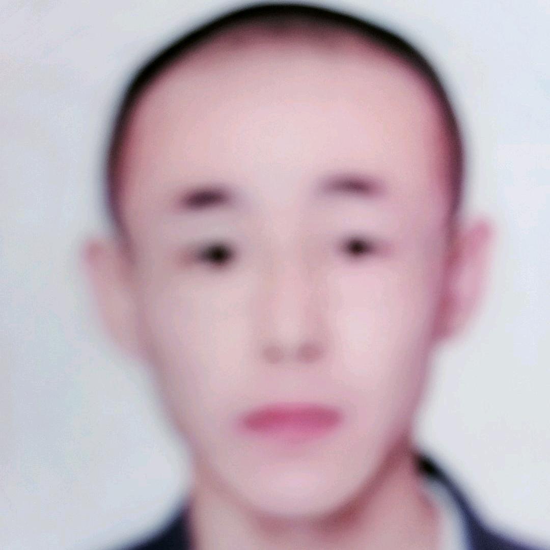 可爱滴男孩