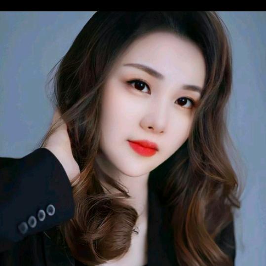 搬砖小妞