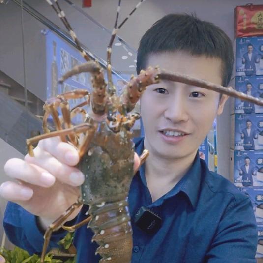 爱吃爱玩李先生