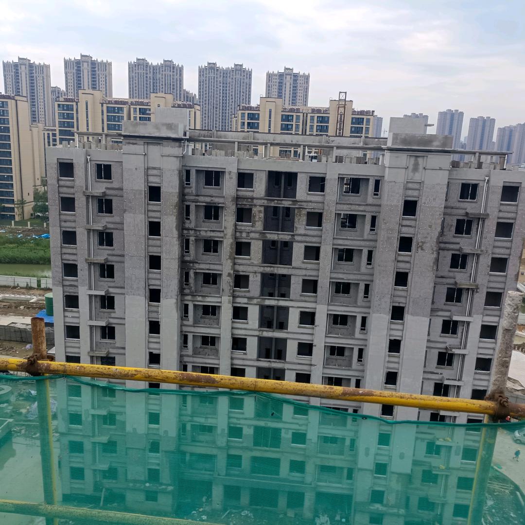 专业外墙保温真石漆和内墙粉刷石膏施工