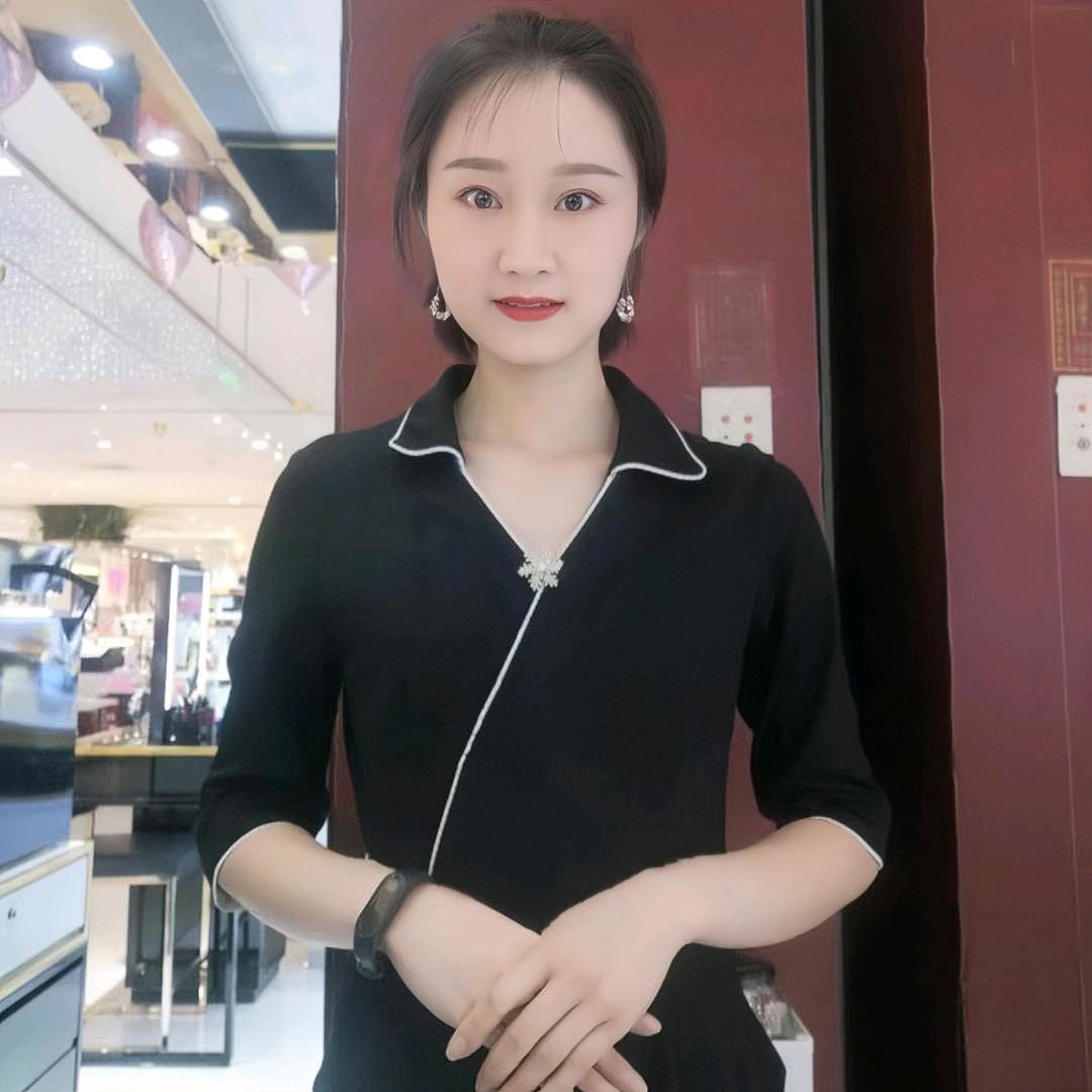 欧菲姿驻马店玖隆茂1F春彦