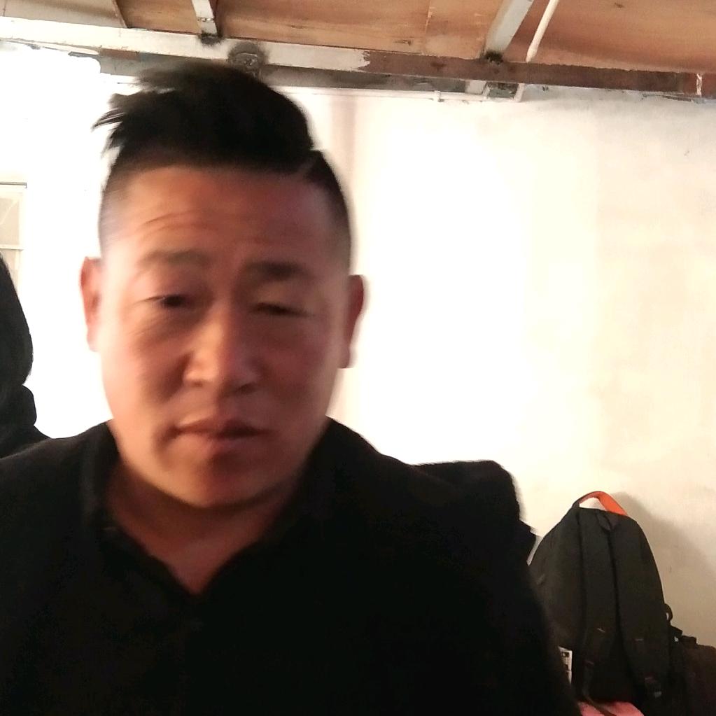 生意人荣贵乐队一条龙服务