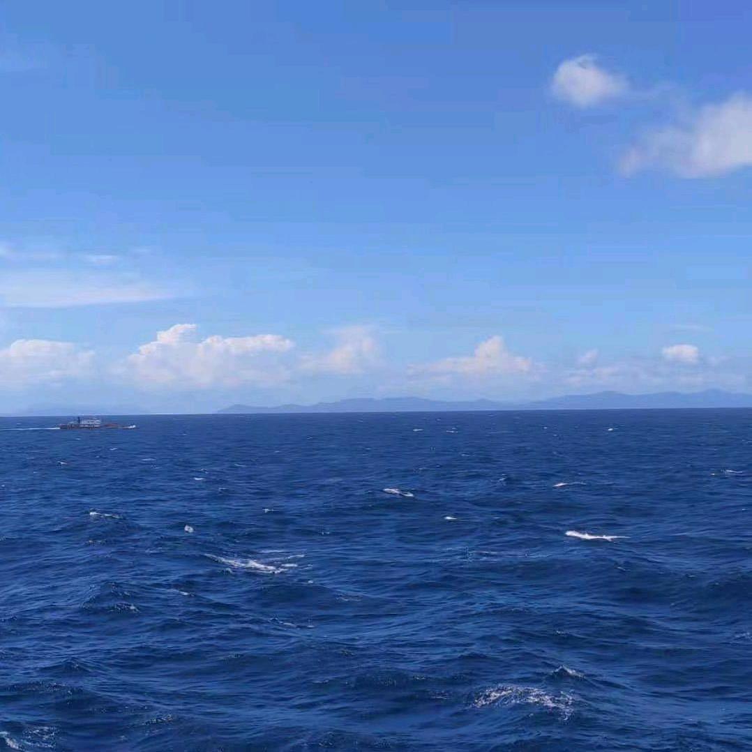 萍水相逢