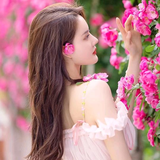 依依🍓🍓