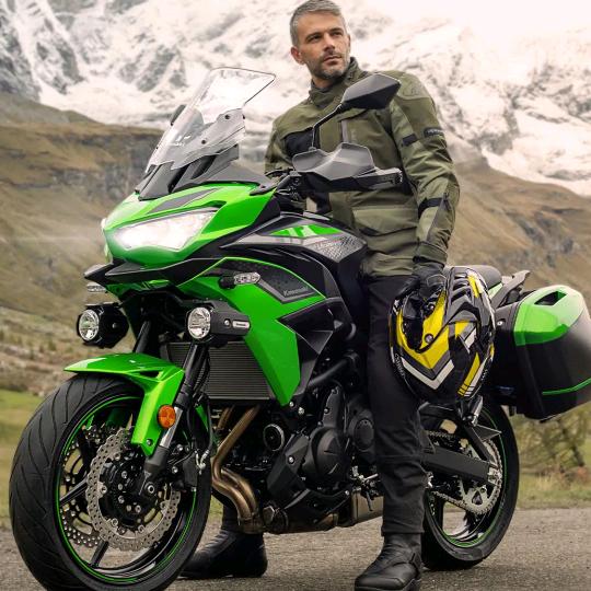 骑摩托车的烤肉佬