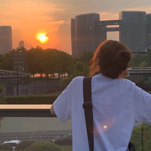 小王噔蹬滴犟Ä