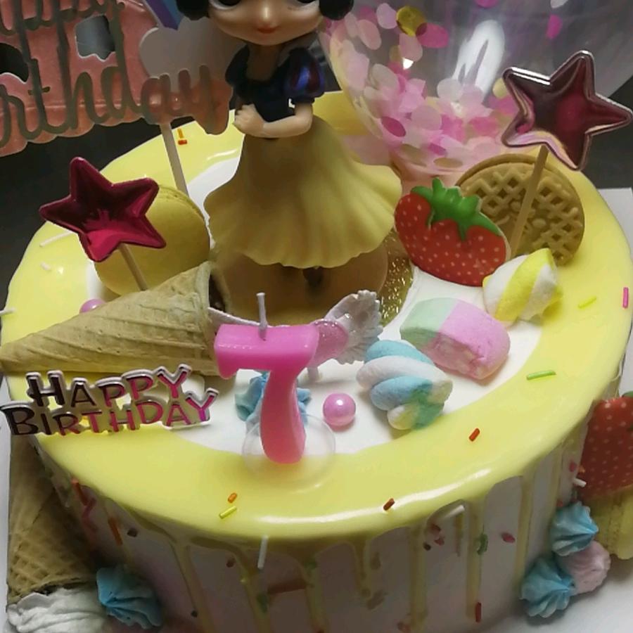 欧贝蛋糕坊，烟花爆竹，中堂香炉