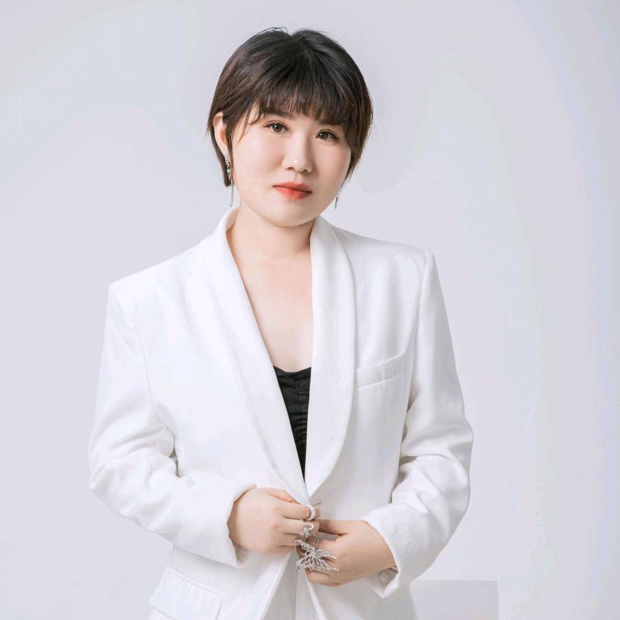 封丘阳光雨露萌萌园长