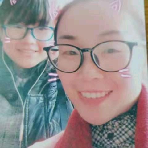 英子