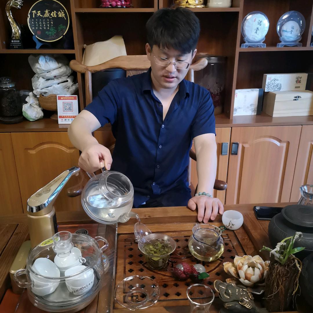 沧觅密茶典哥