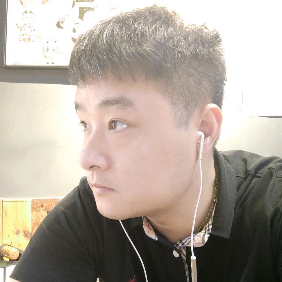 传奇李小毅
