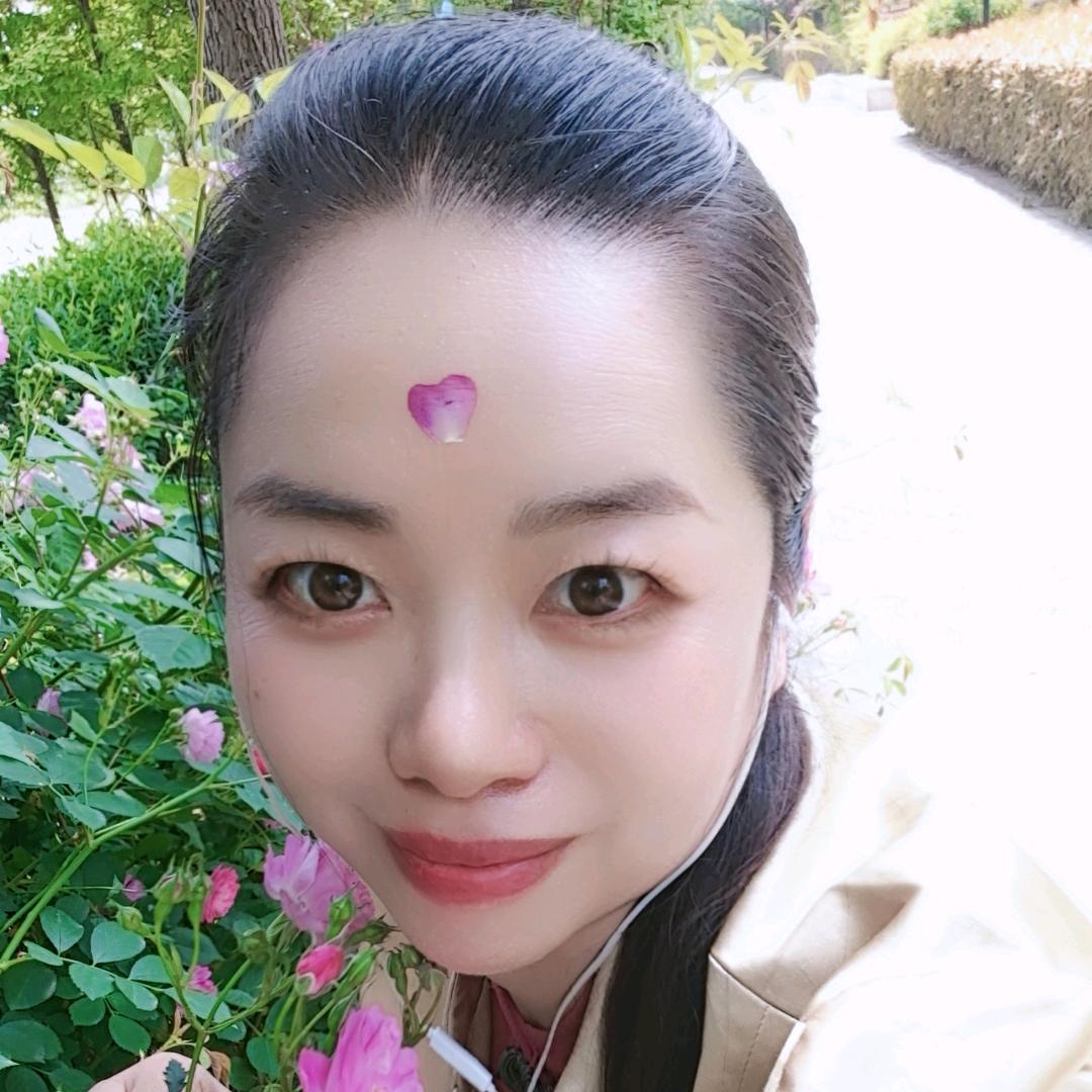赵巧英一笑倾国倾城