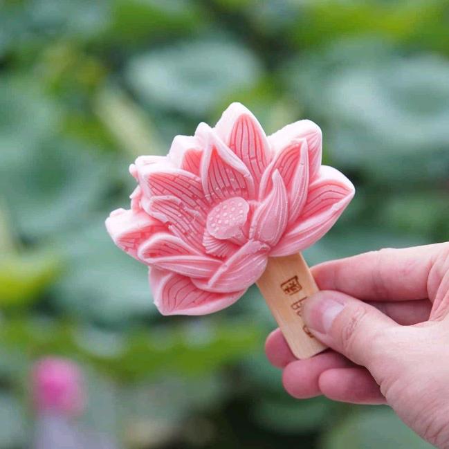 雨中爱你 *:ஐ٩(๑´ᵕ`)۶