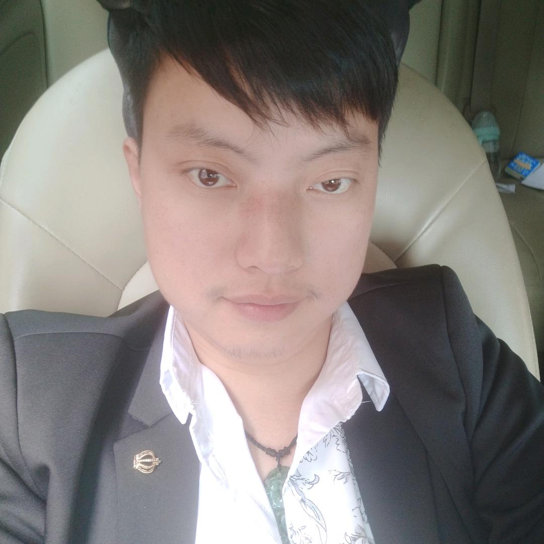 亲亲抱抱的亲