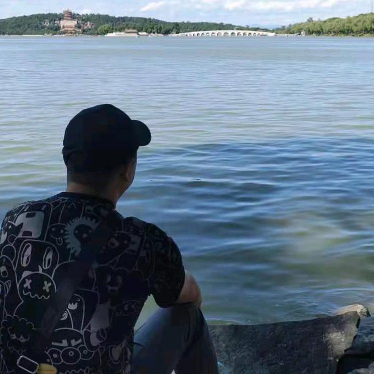 等待………