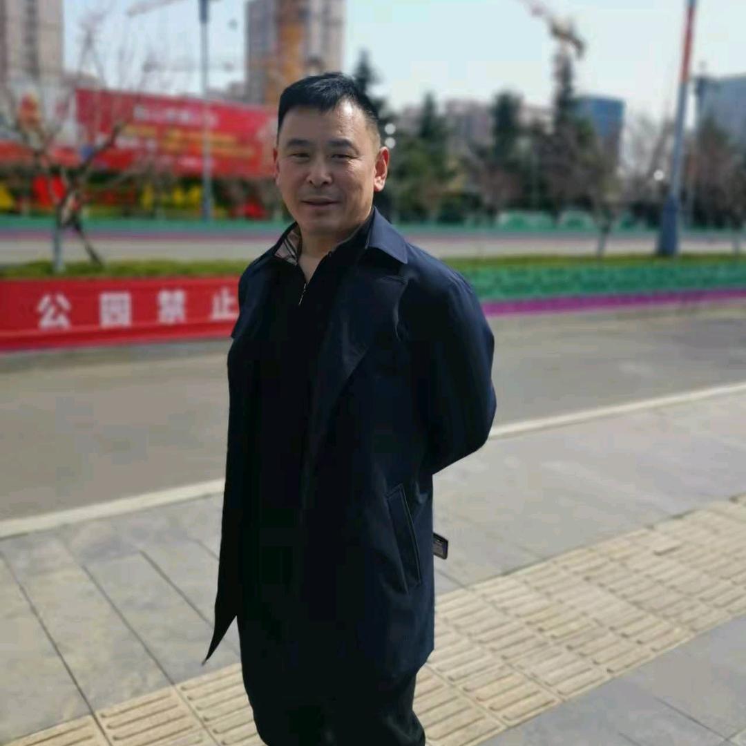 跟着首长混