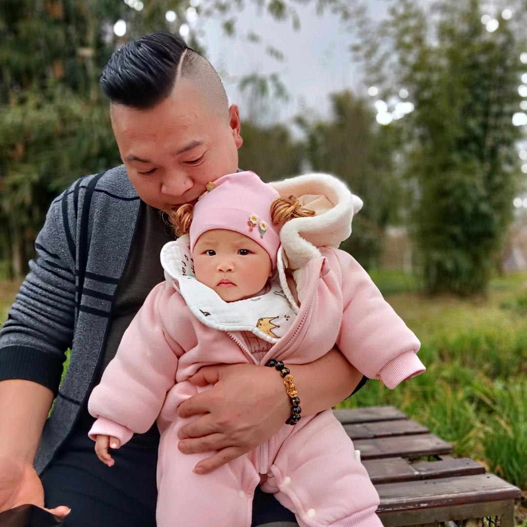 新都桥卢记掌门人牛肉面（小卢）