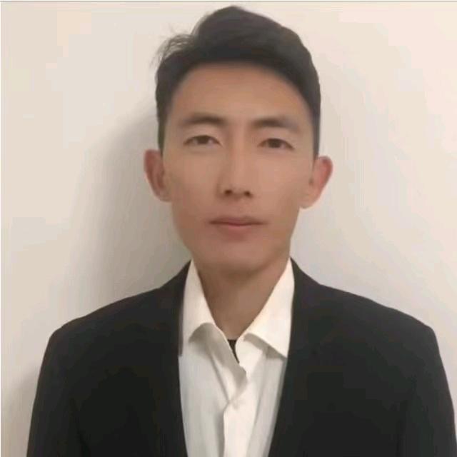 东升的草原