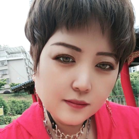 开心的丽丽