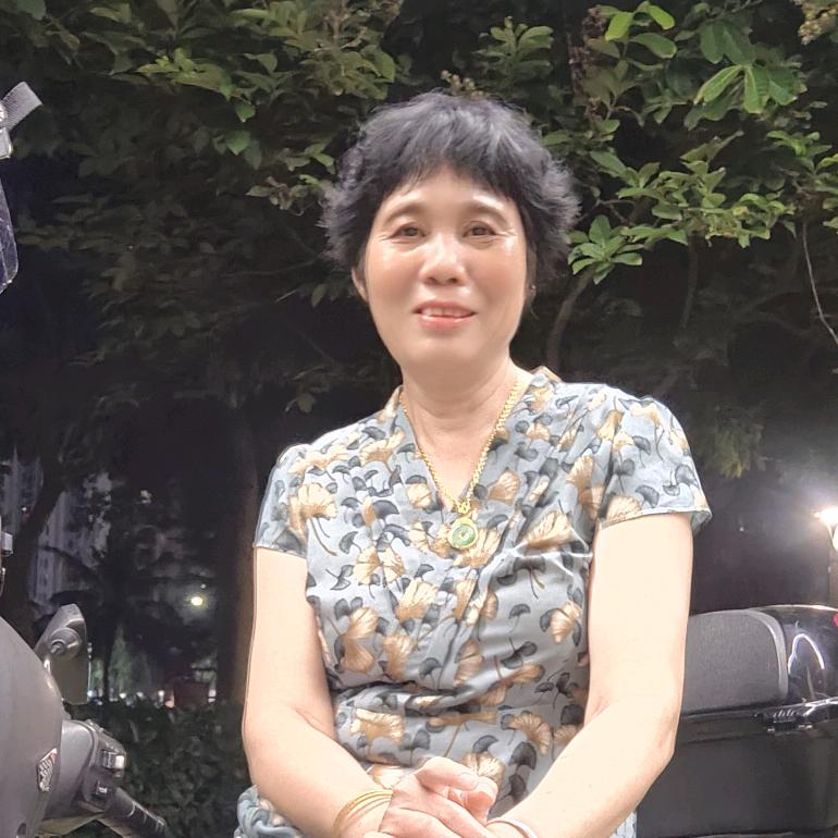 招慕云