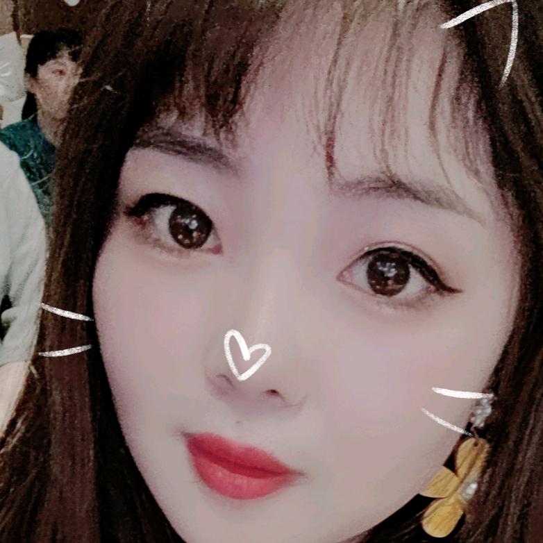 九妹💋 💋