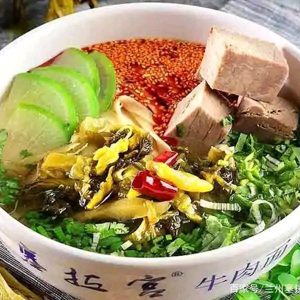 巩留塞拉宫牛肉面