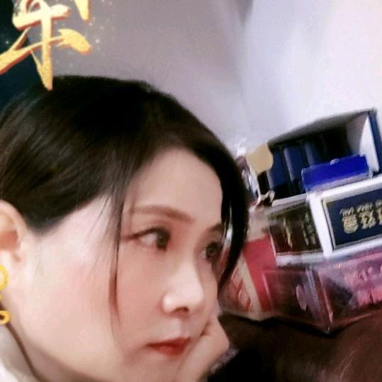 ℋღ᭄桐树🍒᭄💞࿐