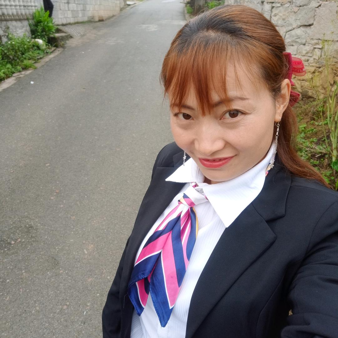 姐妹鼓乐队，