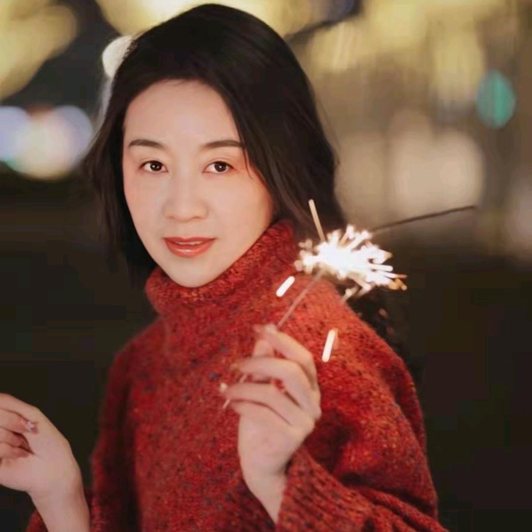 小陈陈（每天下午四点直播）