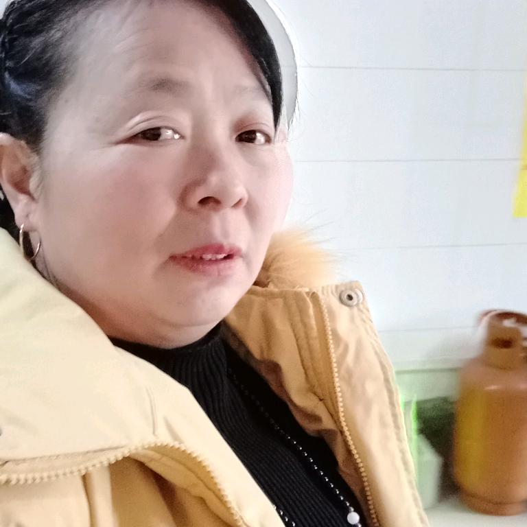 何家幺妹
