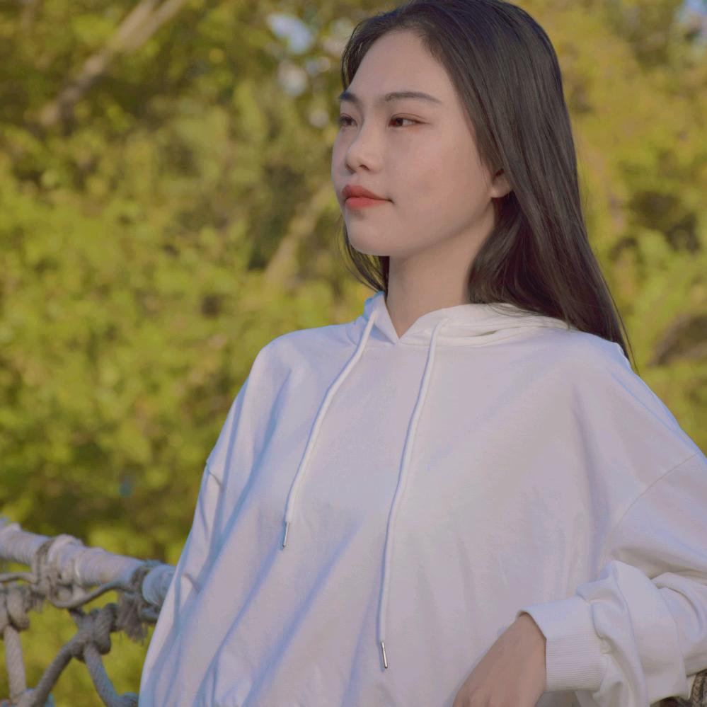 爱吃榴莲的仙女🧚‍♀️