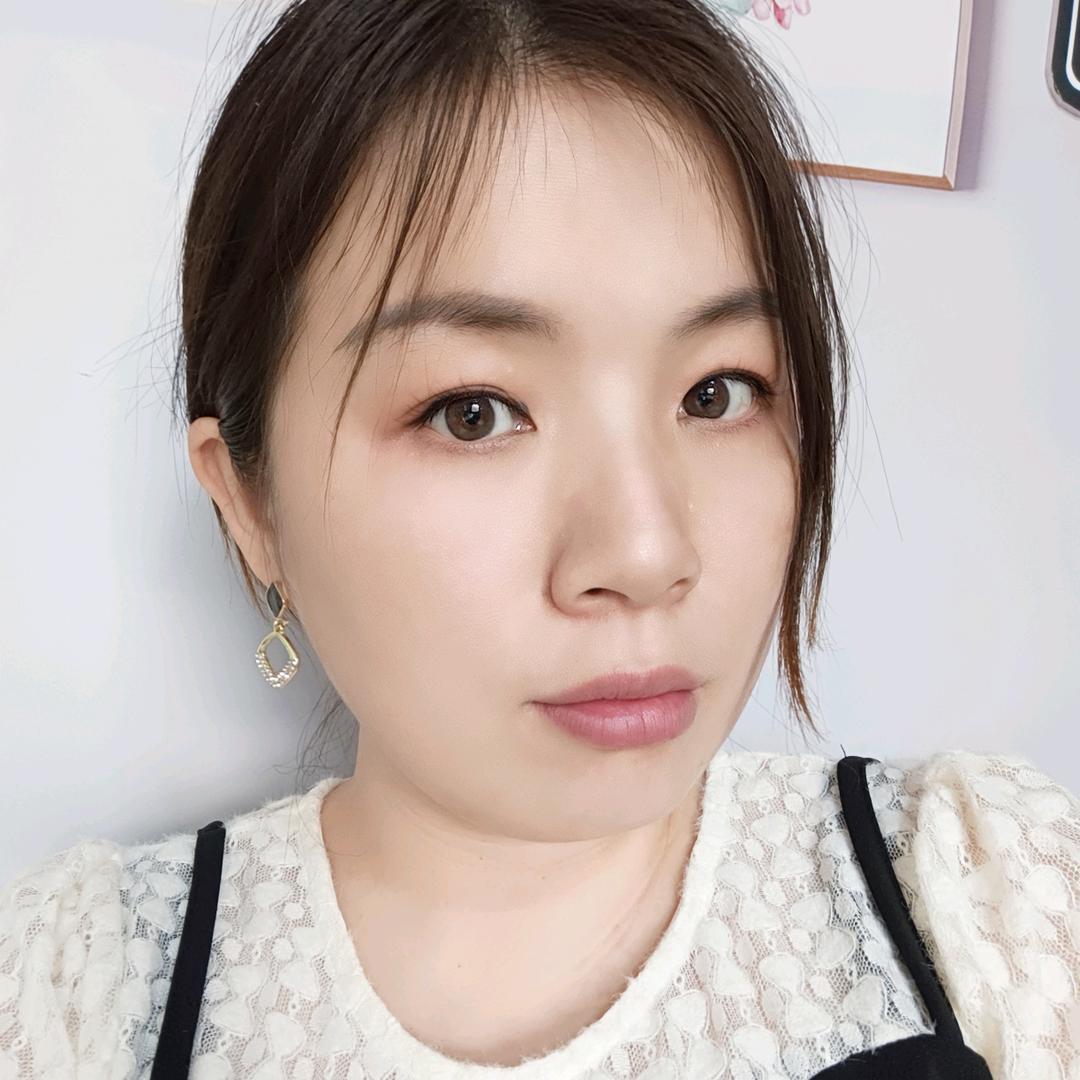 郝小姐.