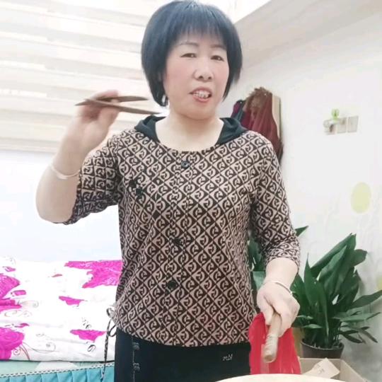 娟姐鼓儿哼（拒绝连赞）