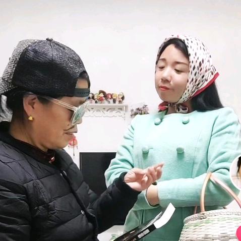 圆圆爱李根娥
