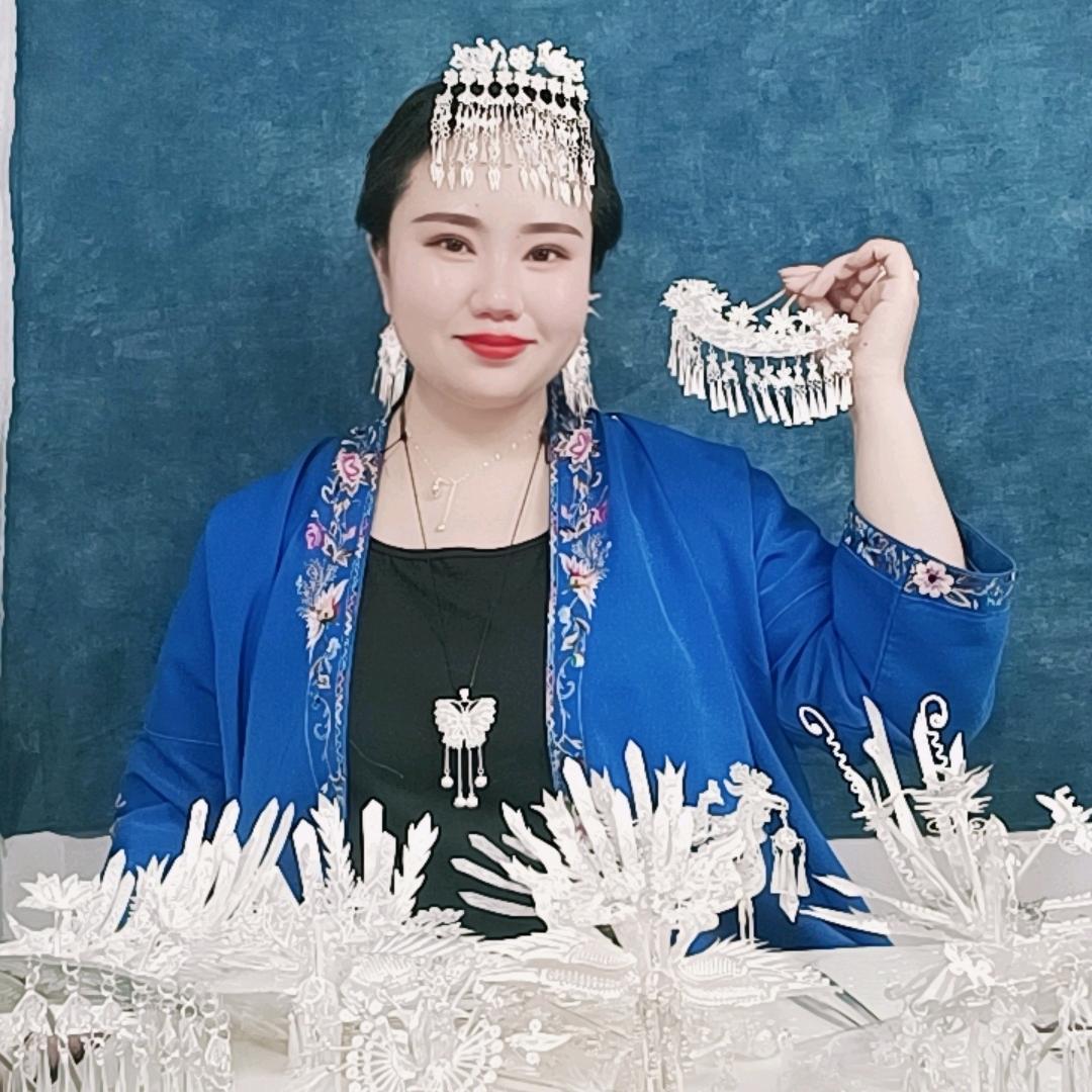 姊妹银绣阁