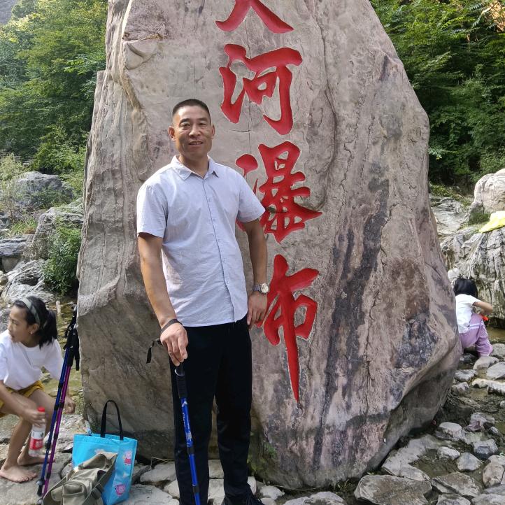 铁匠周哥