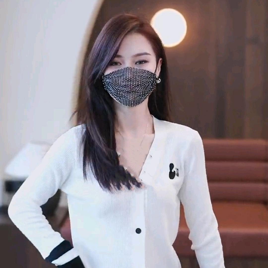 金蝶茜妮