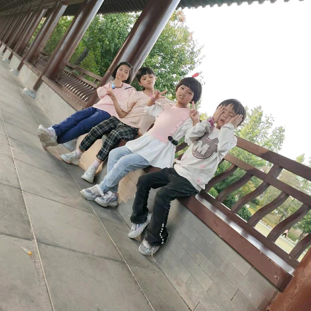 奇怪
