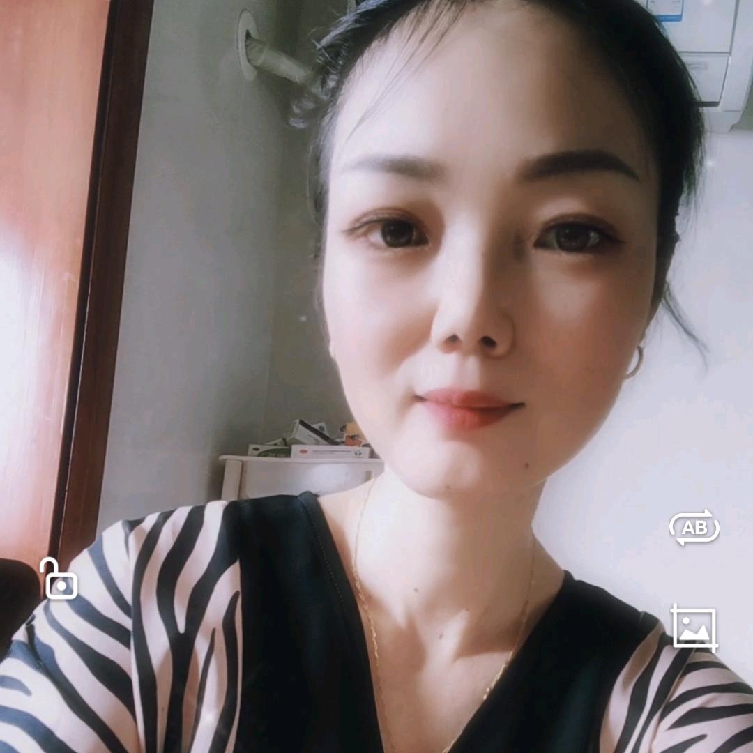 浅笑嫣然