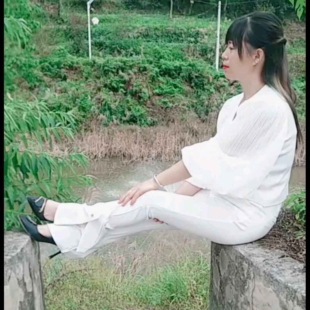 务川蕉坝搞笑靓妹