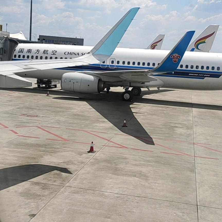 万丈高楼平地起，辉煌只能靠自己