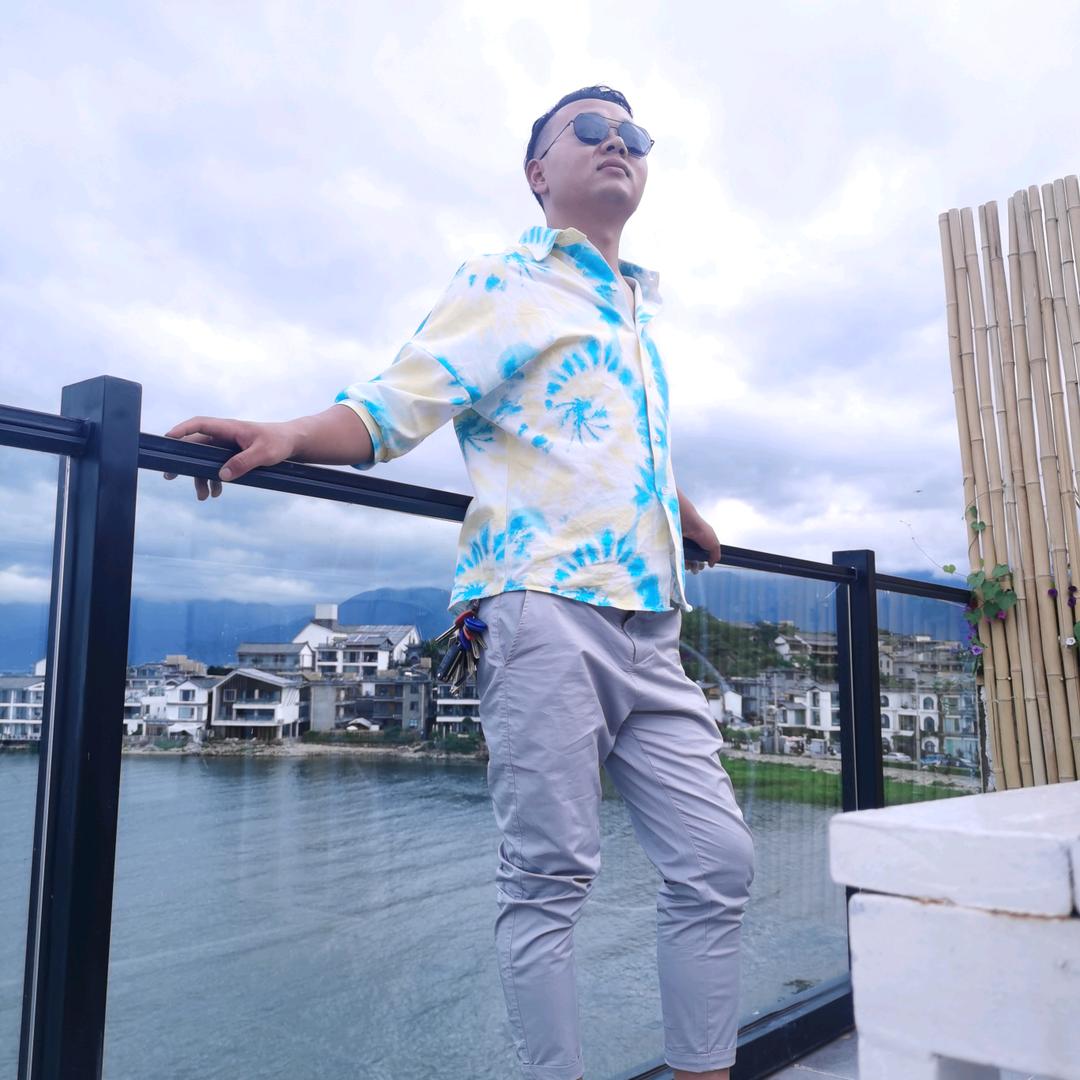 好嘉润生活超市1号男神