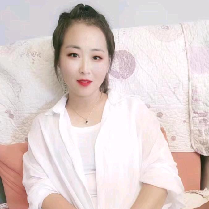 亲亲小宝贝