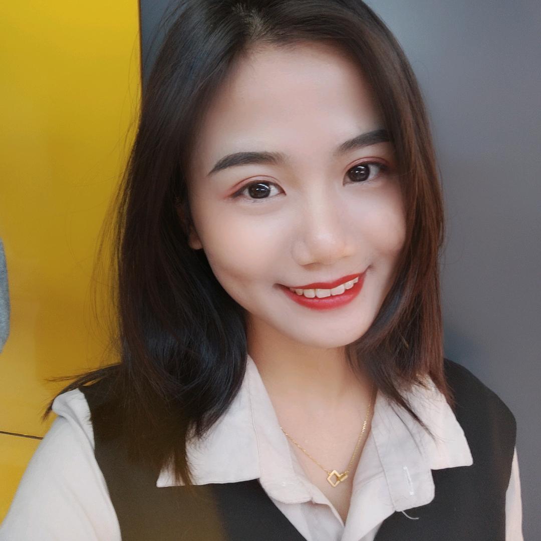 伊琳.