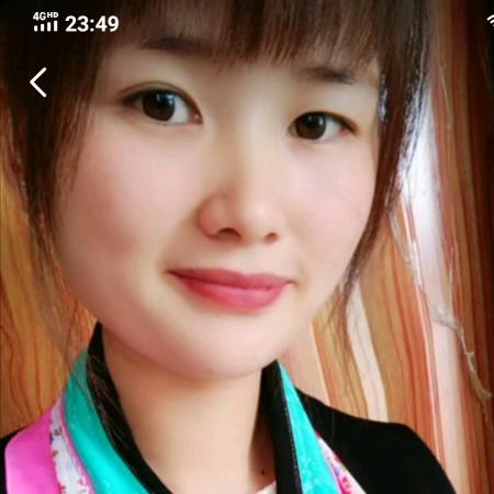 砚山☘️小彝妹